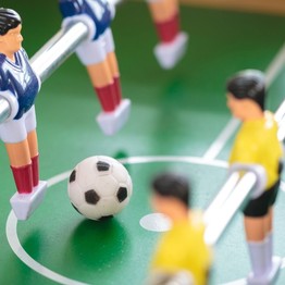 Kicker-Tisch