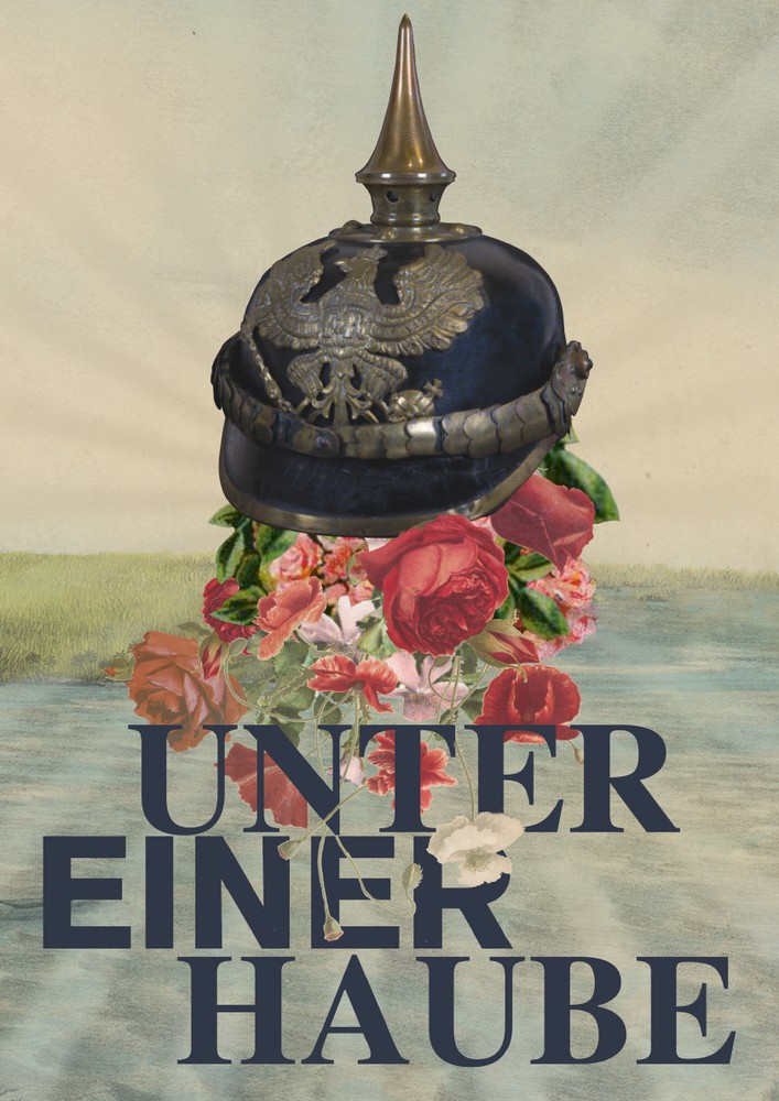 Fiktives Filmplakat mit dem Titel "Unter einer Haube" mit schwarzer Pickelhaube und Blumenschmuck.