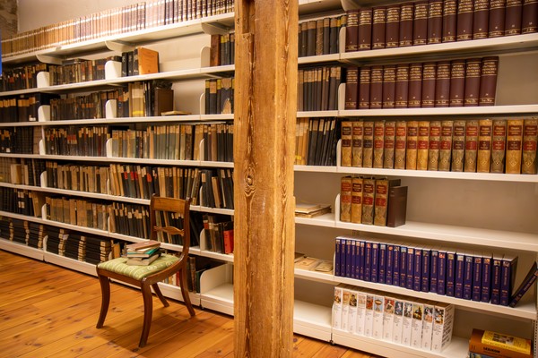 Bibliothek