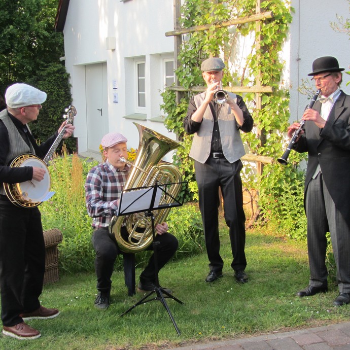 Das Quartett „TUBATROKL“ des Jazzclub Lübbecke; Foto: Katharina Klee (öffnet vergrößerte Bildansicht)