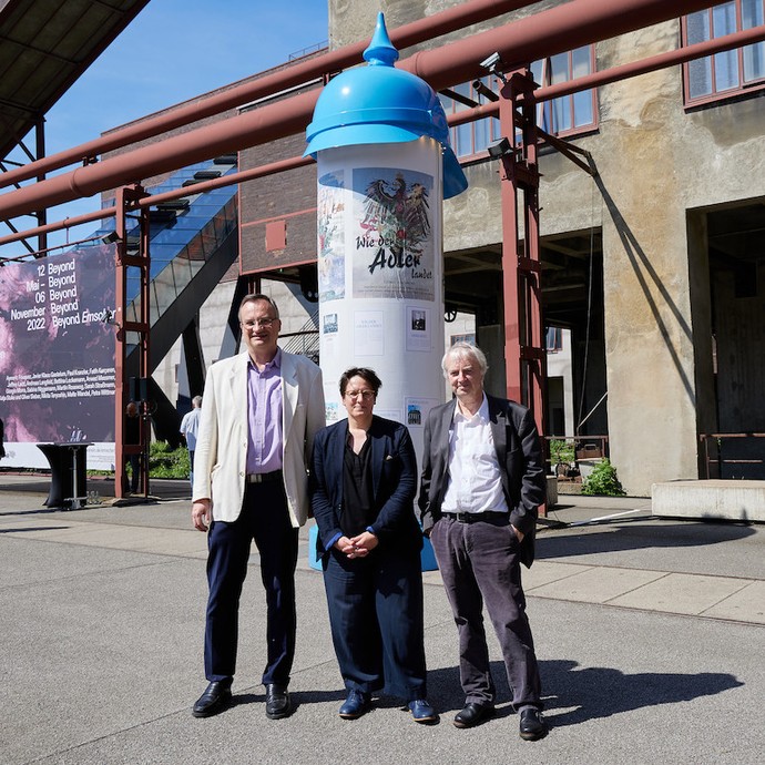 Eröffnung der Ausstellung vor dem Ruhr Museum in Essen (vergrößerte Bildansicht wird geöffnet)